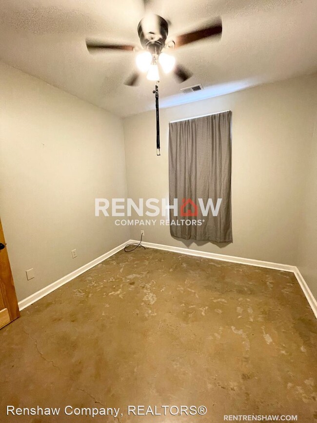 Building Photo - 3 br, 2 bath House - 226 Looney Ave