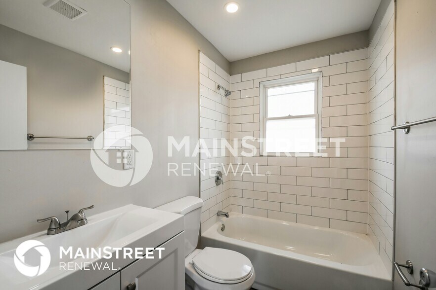 Building Photo - 5256 Skyline Ct