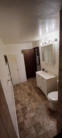 Building Photo - 13244 E 41st Ln