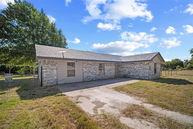 Building Photo - 3400 Sarra Ln