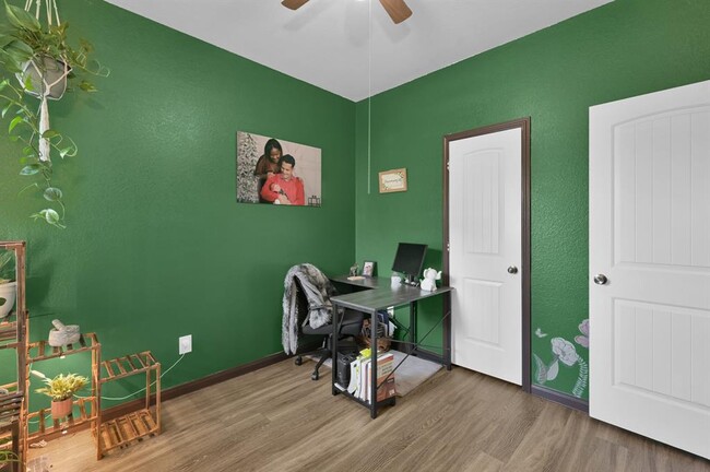 Building Photo - 3554 Paganini Pl