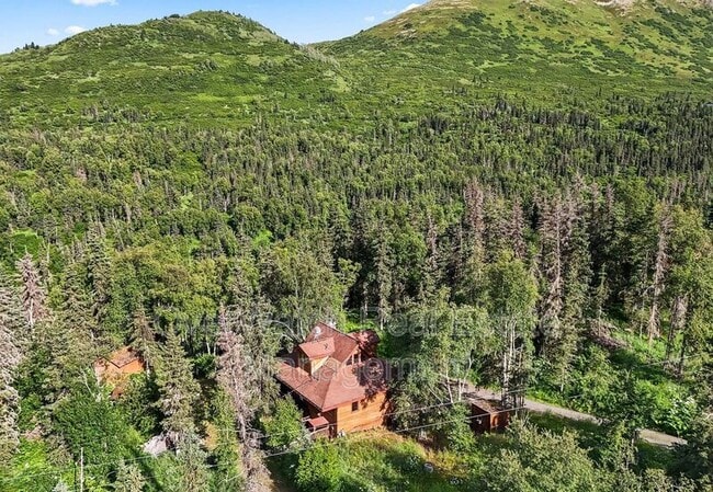 Building Photo - 5427 Wild Mountain Dr