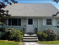 Building Photo - 16 Green Acres Dr