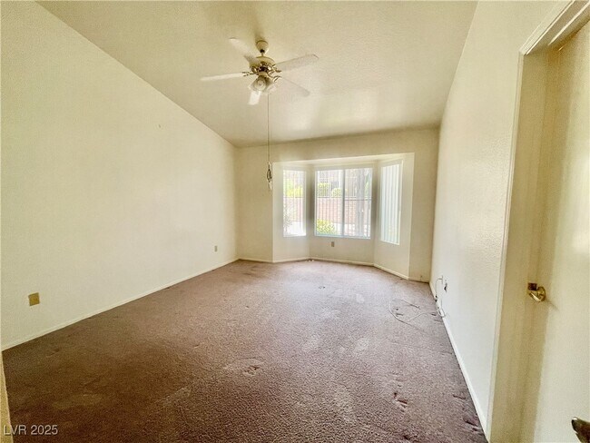 Building Photo - 2465 Palmridge Dr