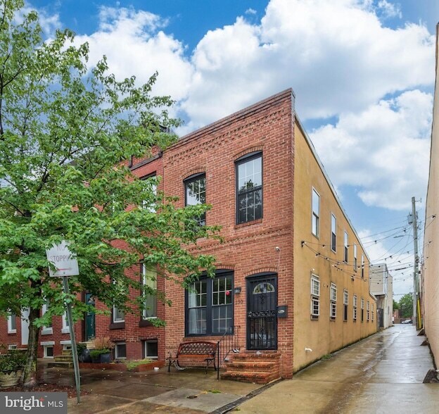 Building Photo - 130 N Collington Ave