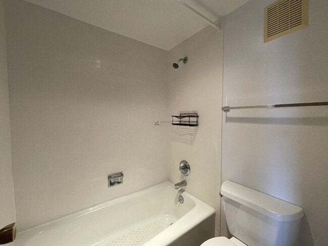 Building Photo - 331 Cheryl Ct