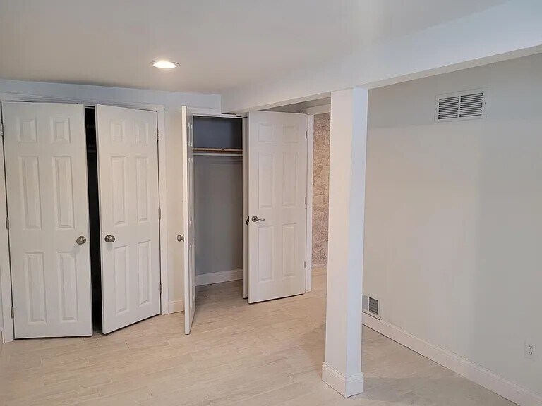 Bedroom - 3082 Norcott Dr