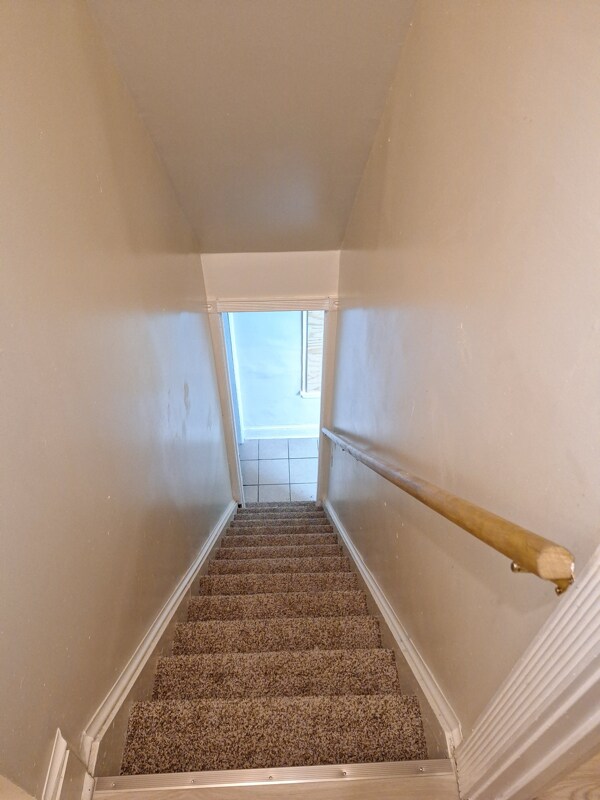 Building Photo - 2407 Washington St