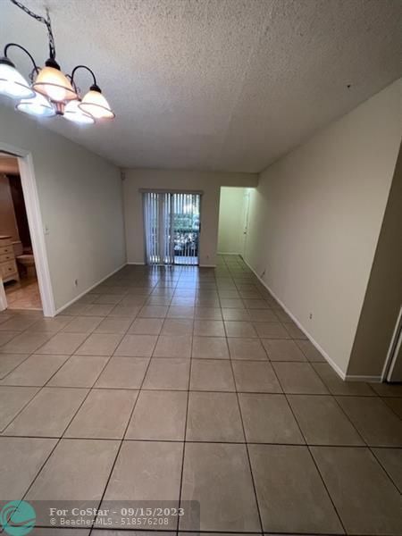 Building Photo - 108 Gardens Dr