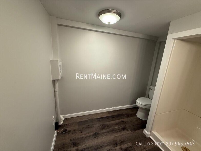 Building Photo - 799 Stillwater Ave