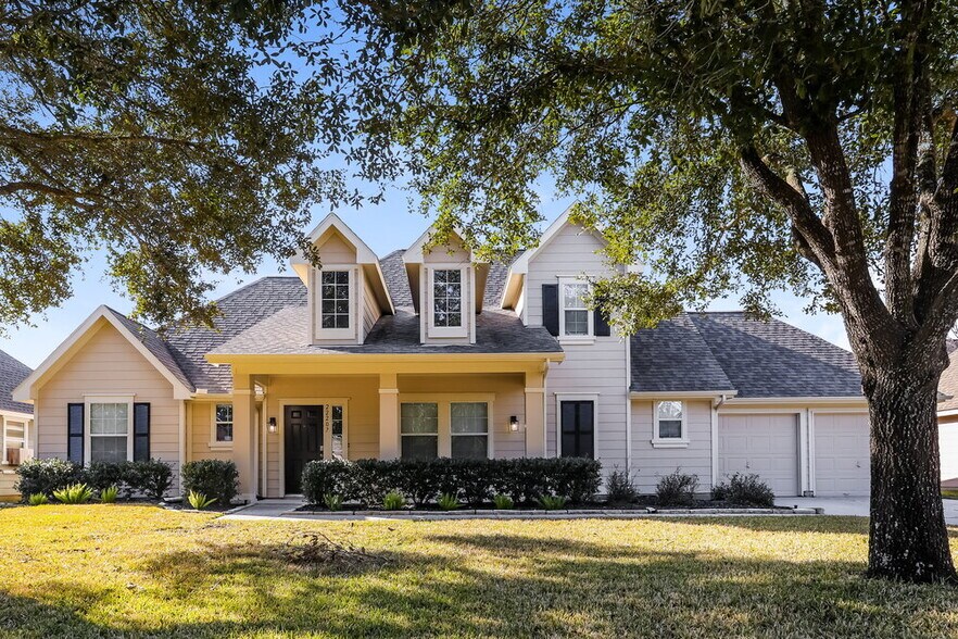 Primary Photo - 22207 Summer Breeze Ln