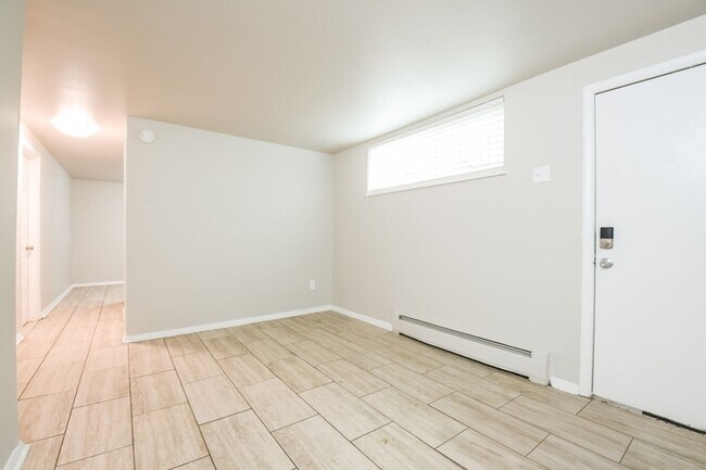 Building Photo - 1031 Ammons St