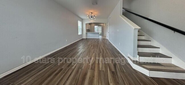 Building Photo - 7031 White Treetop Pl