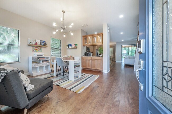 Building Photo - 10238 Blossom Trail