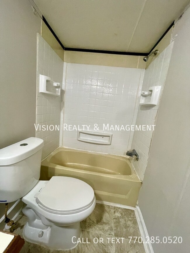 Building Photo - 25 Watercrest Ln