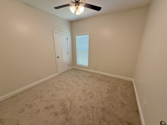 Building Photo - Stylish 4-Bedroom Home with Screened Porch...