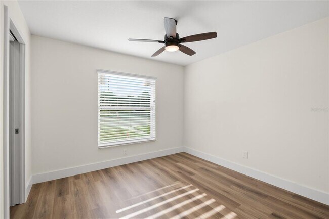 Building Photo - 3145 Sandy Ridge Dr