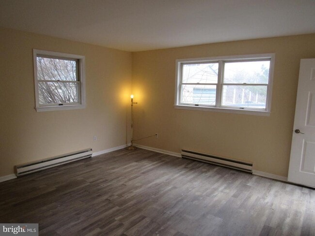 Building Photo - 221 Swinehart Rd