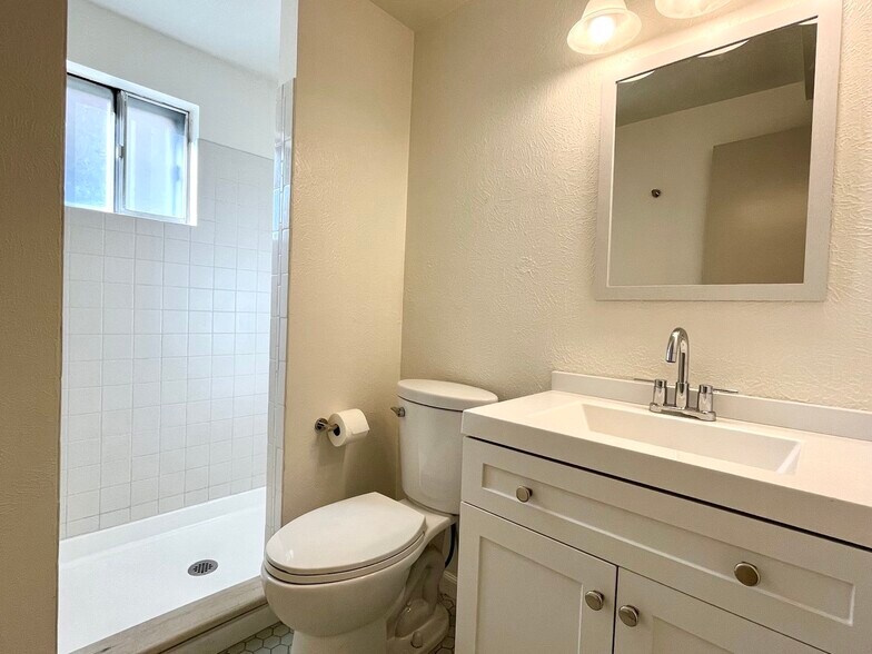 Building Photo - 919 Yeager Pl