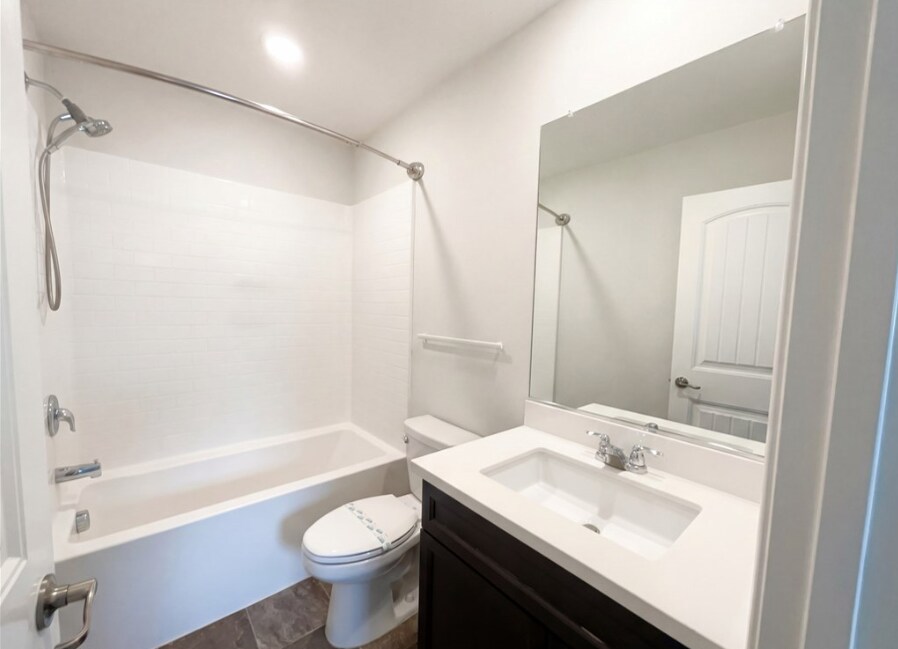 Building Photo - 27552 Gruber Dr