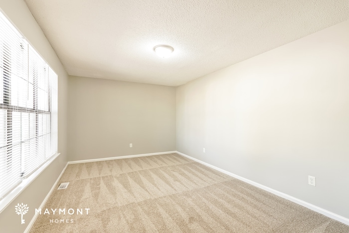 Building Photo - 3716 Kingsgate Dr