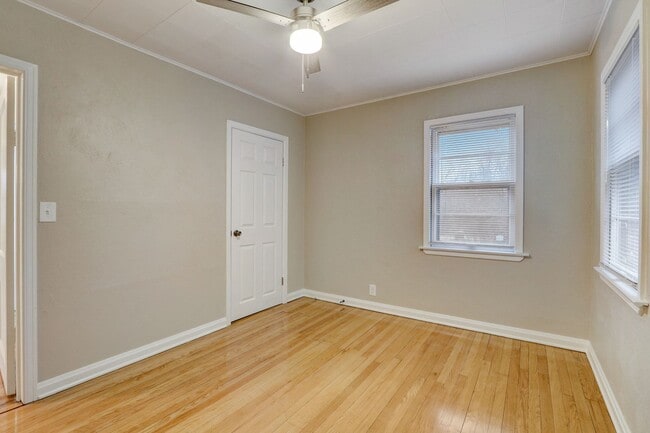 Building Photo - Charming 2BR/2BA Single Family Home!