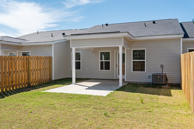 Building Photo - 8125 Bannock Cir