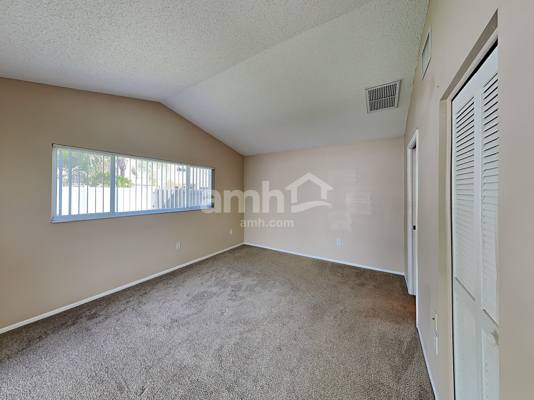 Building Photo - 11320 Clayridge Dr