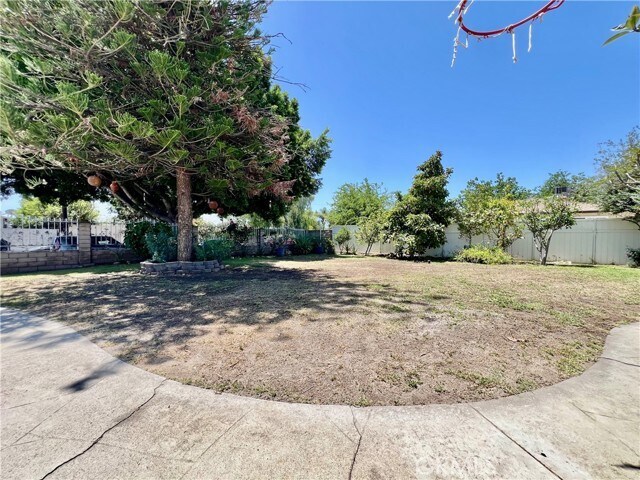 Building Photo - 12987 Correnti St