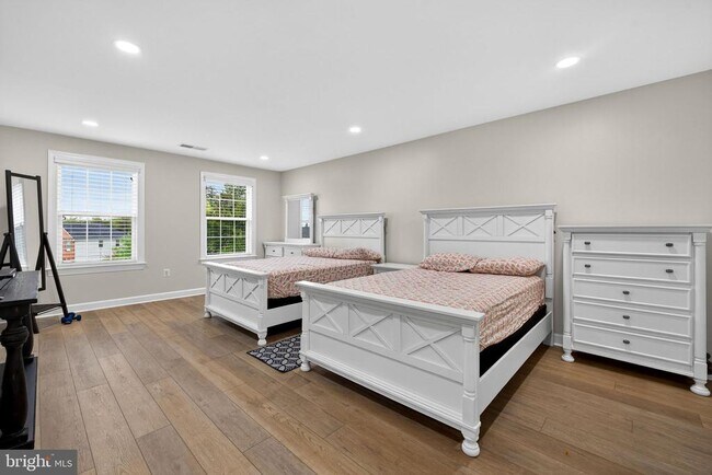 Building Photo - 41676 Blue Grama Cir