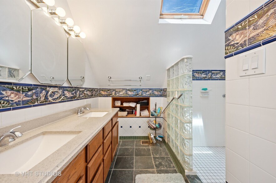 Building Photo - 3629 N Wayne Ave