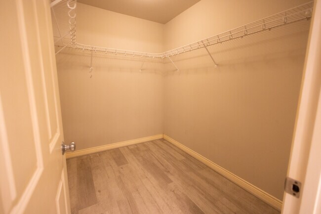 Building Photo - 17438 Bothell Way NE