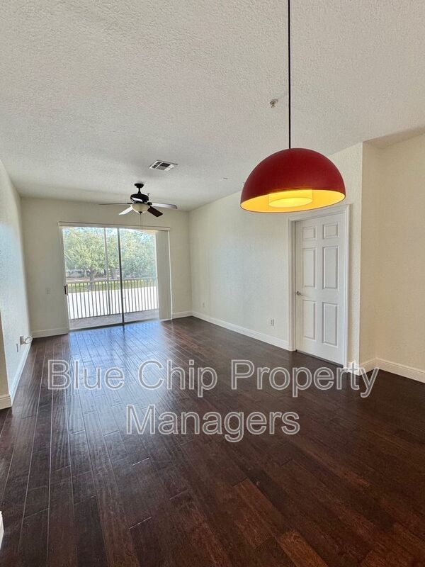 Building Photo - 6402 Cava Alta Dr