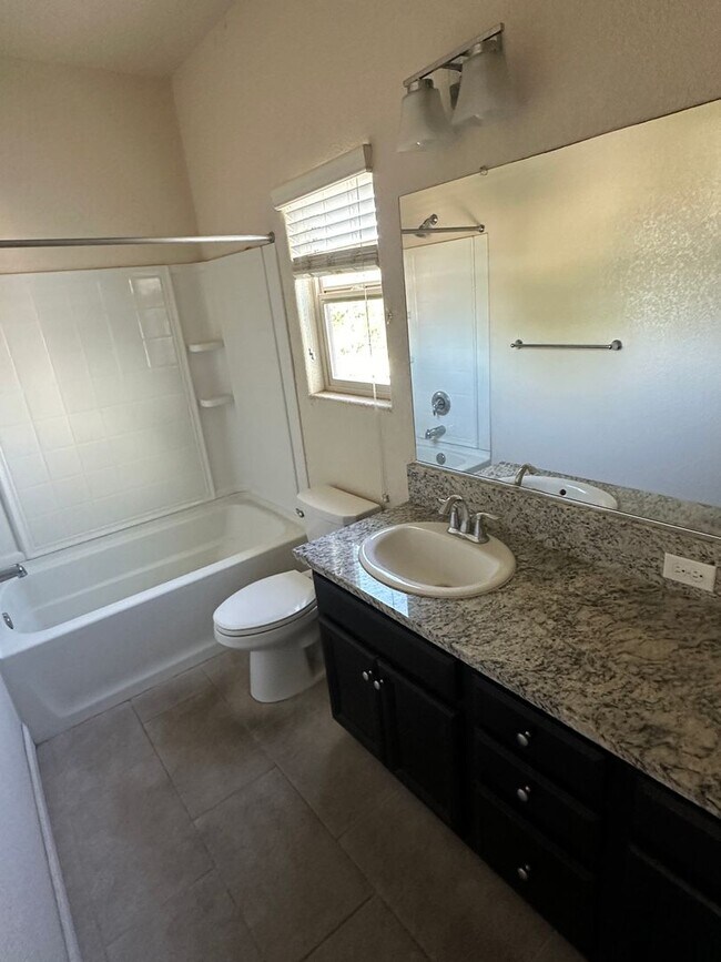 Building Photo - 3732 Bonifacio Way