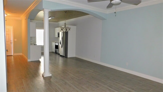 Building Photo - 1177 Waxwing Dr