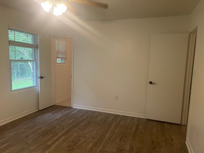 Building Photo - 2530 Gerbing Rd