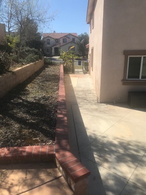 Building Photo - Incredible 5 Bed 2.5 Bath House Located In San Marcos