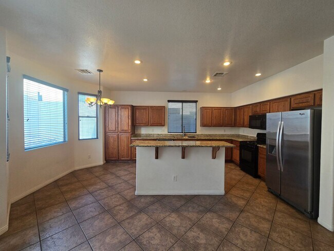 Building Photo - 9164 Craven Ave