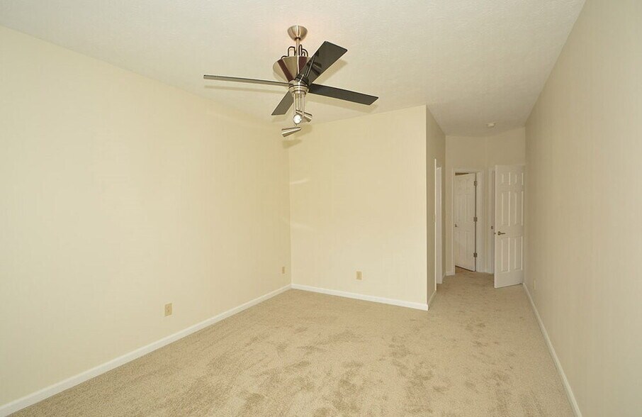 Building Photo - 15156 War Emblem Dr