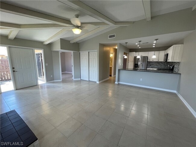 Building Photo - 6324 Royal Woods Dr