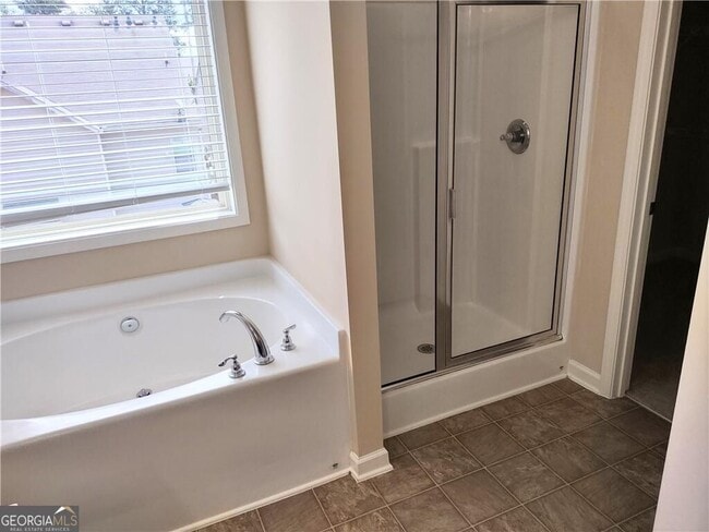 Building Photo - 4955 Ducote Trail