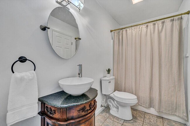 Building Photo - 7311 Maple Ct SW