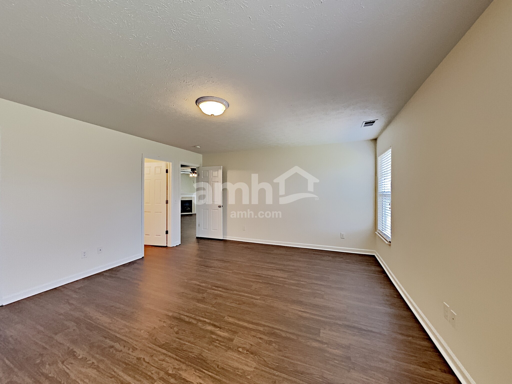Building Photo - 334 Stewart Springs Dr