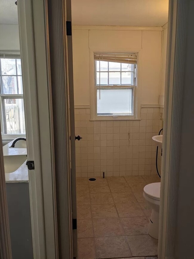 Building Photo - 3 E 85th St