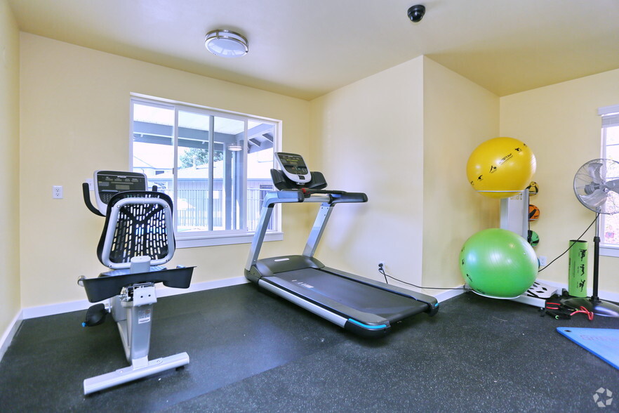 Interior Photo - Barkley