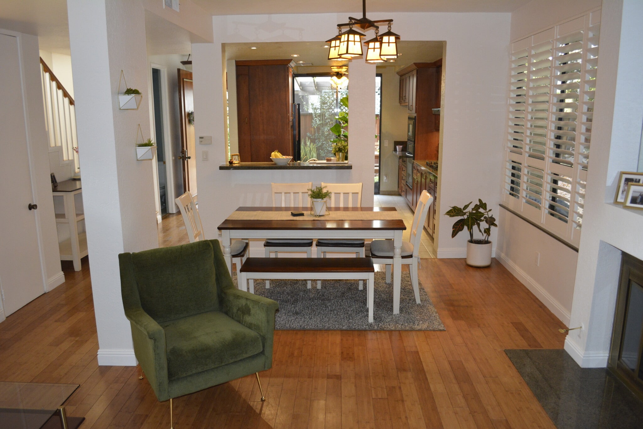 Building Photo - 1244 Valley View Rd