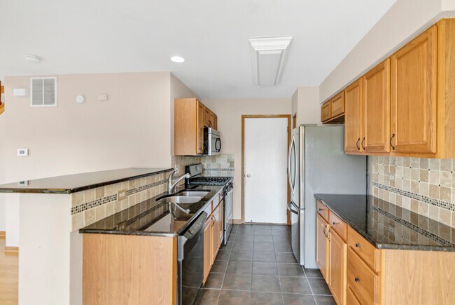 Building Photo - 10549 Wakefield Ln