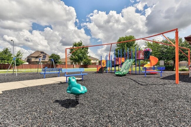 Building Photo - 17921 Misty Harbor Dr