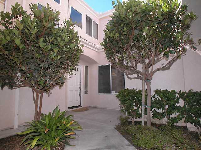 Building Photo - 401 Sanibelle Cir