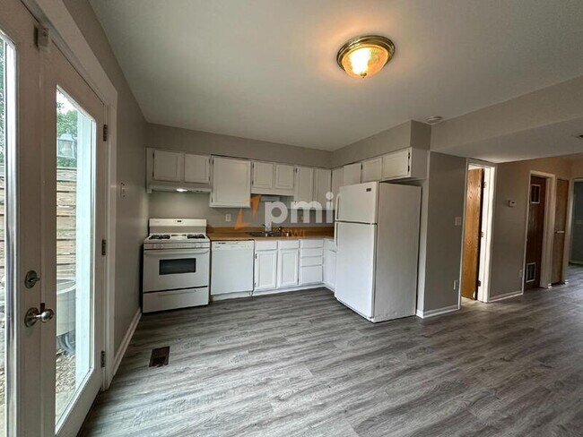 Building Photo - 4059 W 73rd Ave